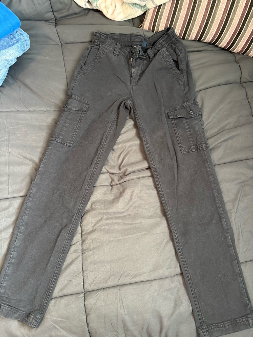 American Eagle Cargo Pants